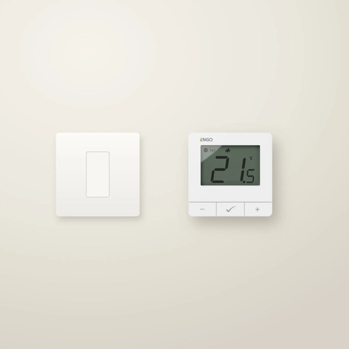 ENGO E25-230 white thermostat – installed on the wall